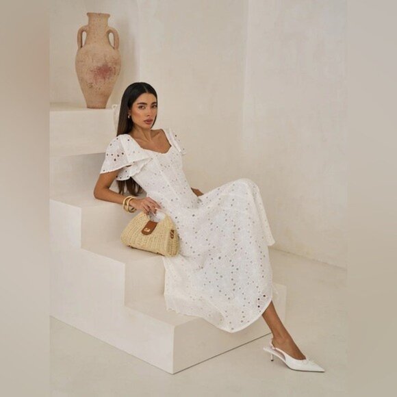 NWT Size MP - Extro&Vert Ada Flutter-Sleeve Broderie Midi Dress - Picture 5 of 13